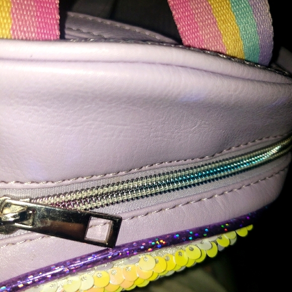 MISS GWENS "OMG" ACCESSORIES UNICORN MINI BACKPACK NWT - Picture 5 of 12